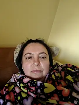 Snapshot of EmmaEmmy40 chatting on 05.03.26 EmmaEmmy40 online show from 05.03.26