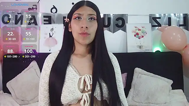 Sara Blum online show from 06.12.26