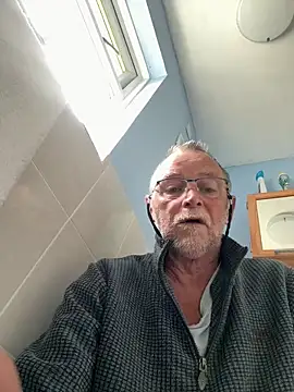 Snapshot of Moonraker64 chatting on 05.16.26 Moonraker64 online show from 05.16.26