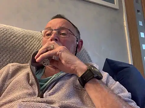 Snapshot of Moonraker64 chatting on 05.20.26 Moonraker64 online show from 05.20.26