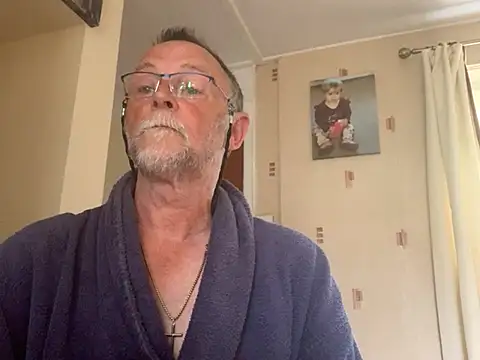 Snapshot of Moonraker64 chatting on 05.31.26 Moonraker64 online show from 05.31.26