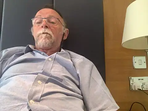 Snapshot of Moonraker64 chatting on 06.17.26 Moonraker64 online show from 06.17.26