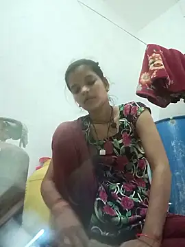Snapshot of Student_garl_1 chatting on 06.18.26 Student garl 1 online show from 06.18.26