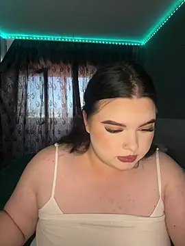 Snapshot of ElyBabyX chatting on 06.19.26 ElyBabyX online show from 06.19.26