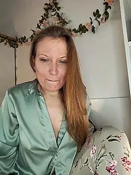 Candy Cougar online show from 05.15.26