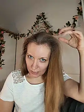 Candy Cougar online show from 05.18.26