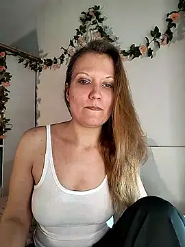 Candy Cougar online show from 05.25.26