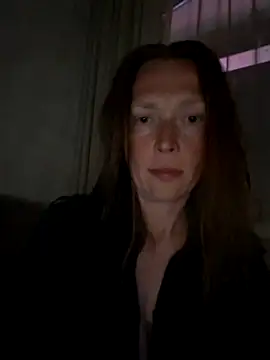 Snapshot of MillaSmileX chatting on 05.30.26 MillaSmileX online show from 05.30.26