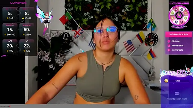 Snapshot of Janett_Moore chatting on 07.19.26 Janett Moore online show from 07.19.26