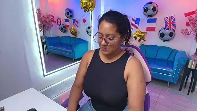 Snapshot of Isabella_rows chatting on 07.17.26 Isabella rows online show from 07.17.26