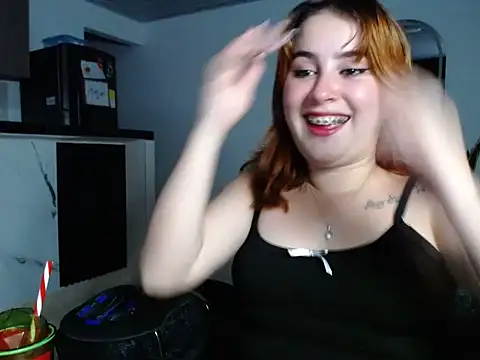 Snapshot of sweet_bella_29 chatting on 05.19.26 sweet bella 29 online show from 05.19.26