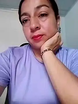 Snapshot of Tumilf chatting on 05.18.26 Tumilf online show from 05.18.26