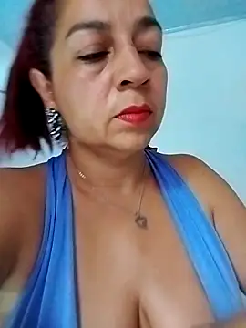 Snapshot of Tumilf chatting on 05.21.26 Tumilf online show from 05.21.26