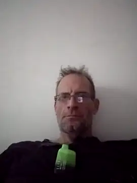 Snapshot of CulturedBus909 chatting on 07.23.26 CulturedBus909 online show from 07.23.26