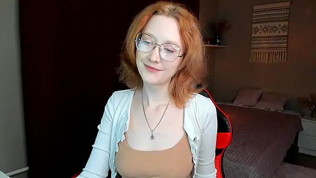 Snapshot of LunaTerry chatting on 05.20.26 LunaTerry online show from 05.20.26