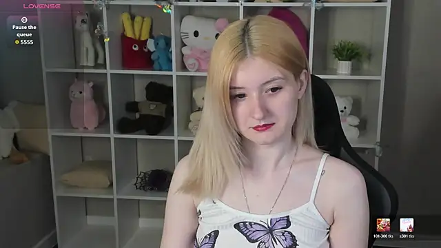 Snapshot of Diiana_Daviis chatting on 05.29.26 Diiana Daviis online show from 05.29.26