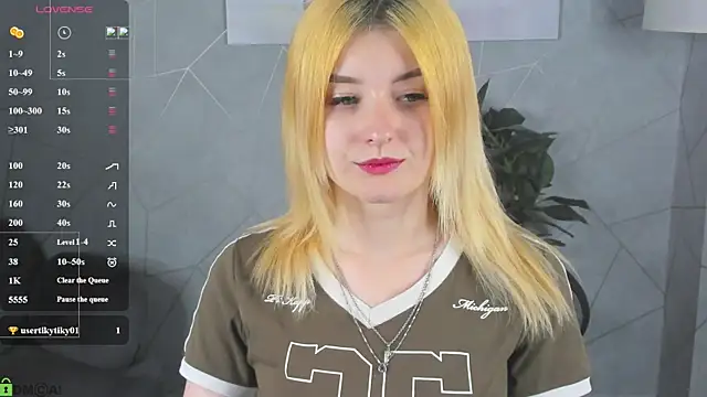 Snapshot of Diiana_Daviis chatting on 07.14.26 Diiana Daviis online show from 07.14.26