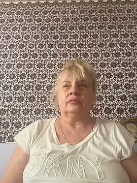 Snapshot of AnastasiaGrey777 chatting on 06.27.26 AnastasiaGrey777 online show from 06.27.26