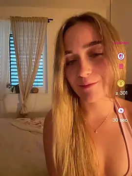 LillyStarr online show from 07.28.26