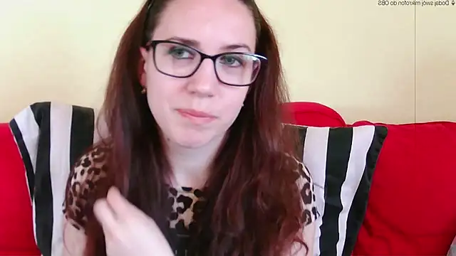 Snapshot of EmilyHotAngel chatting on 05.21.26 EmilyHotAngel online show from 05.21.26