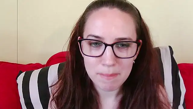 Snapshot of EmilyHotAngel chatting on 06.22.26 EmilyHotAngel online show from 06.22.26