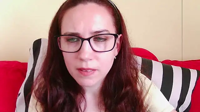 Snapshot of EmilyHotAngel chatting on 07.14.26 EmilyHotAngel online show from 07.14.26