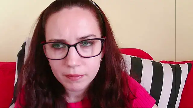 Snapshot of EmilyHotAngel chatting on 07.15.26 EmilyHotAngel online show from 07.15.26