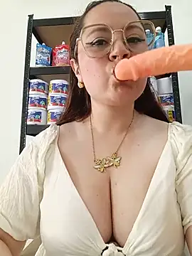 VANESSA  28 online show from 05.18.26