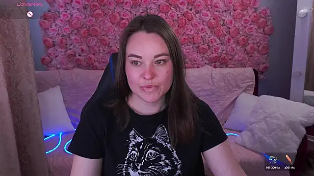 DaisyMoonn online show from 05.06.26
