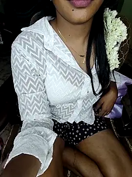 Snapshot of Tamil__Thara003 chatting on 05.31.26 Tamil Thara003 online show from 05.31.26