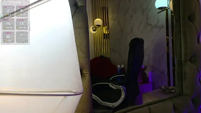 Hollyyqueen  online show from 07.25.26