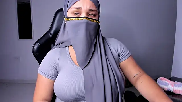 Salma farouk online show from 06.15.26