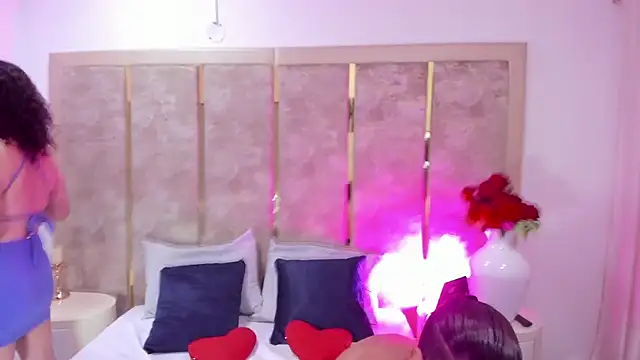 AishleAndSmith online show from 07.13.26