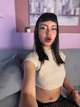AntonellaCooper Pink online show from 07.17.26