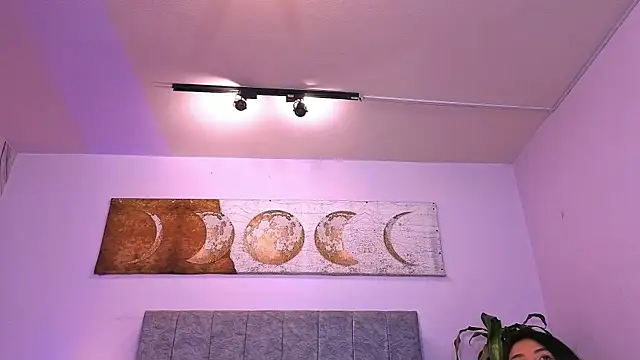 Snapshot of Perla_cambell chatting on 05.29.26 Perla cambell online show from 05.29.26