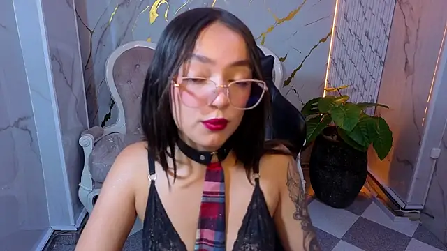 Cinnamon b online show from 05.15.26