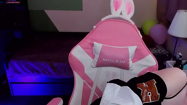 FoxxyyPolly online show from 06.07.26