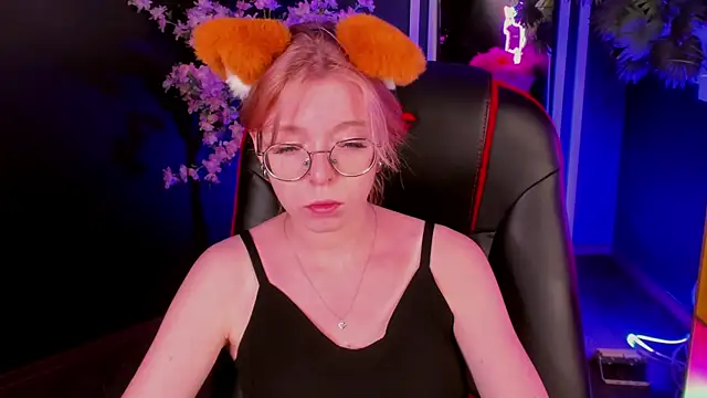 FoxxyyPolly online show from 07.14.26