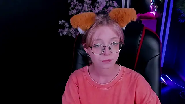FoxxyyPolly online show from 07.26.26
