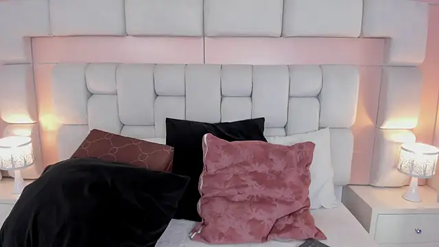 Arianna Davis online show from 07.20.26