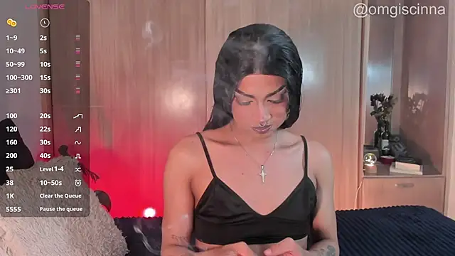 Snapshot of vampy__c1nna chatting on 05.17.26 vampy c1nna online show from 05.17.26
