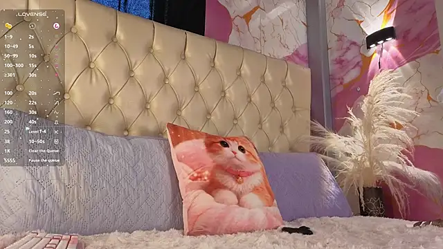 Luna Sissy  online show from 05.20.26