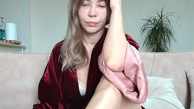Snapshot of Gargona1 chatting on 05.30.26 Gargona1 online show from 05.30.26