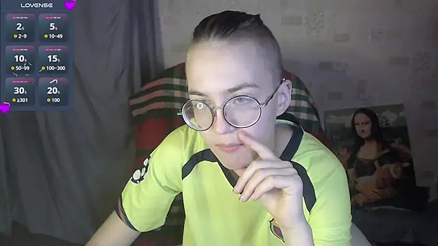 Snapshot of Alessa_Kiss chatting on 06.27.26 Alessa Kiss online show from 06.27.26