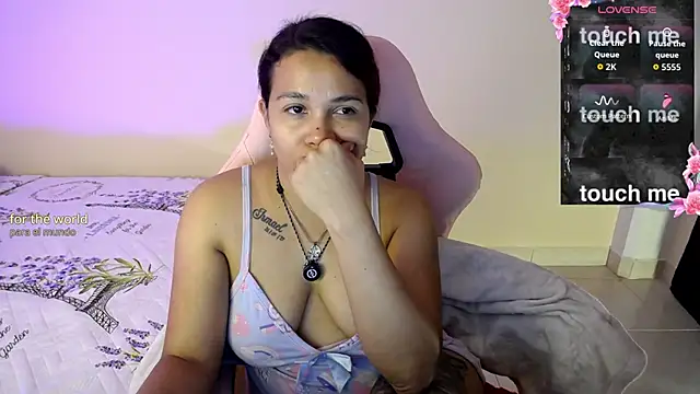 Snapshot of sexydiabliita chatting on 05.21.26 sexydiabliita online show from 05.21.26