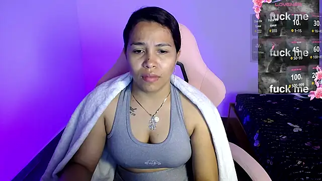 Snapshot of sexydiabliita chatting on 06.08.26 sexydiabliita online show from 06.08.26