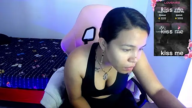 Snapshot of sexydiabliita chatting on 06.23.26 sexydiabliita online show from 06.23.26