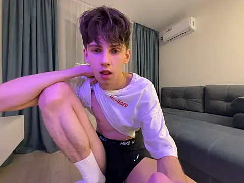 Ryann Desire online show from 07.18.26