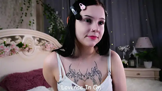 MelaineCore online show from 06.05.26