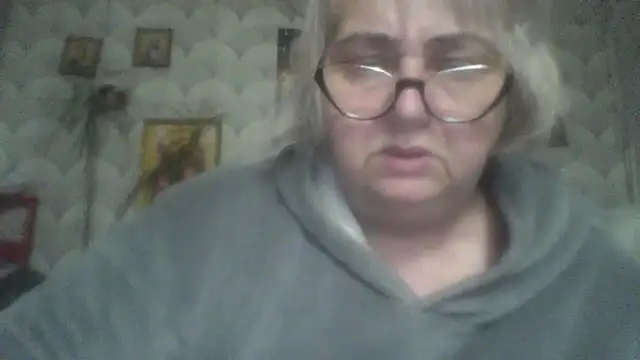 Snapshot of MarinaFarina53 chatting on 05.18.26 MarinaFarina53 online show from 05.18.26